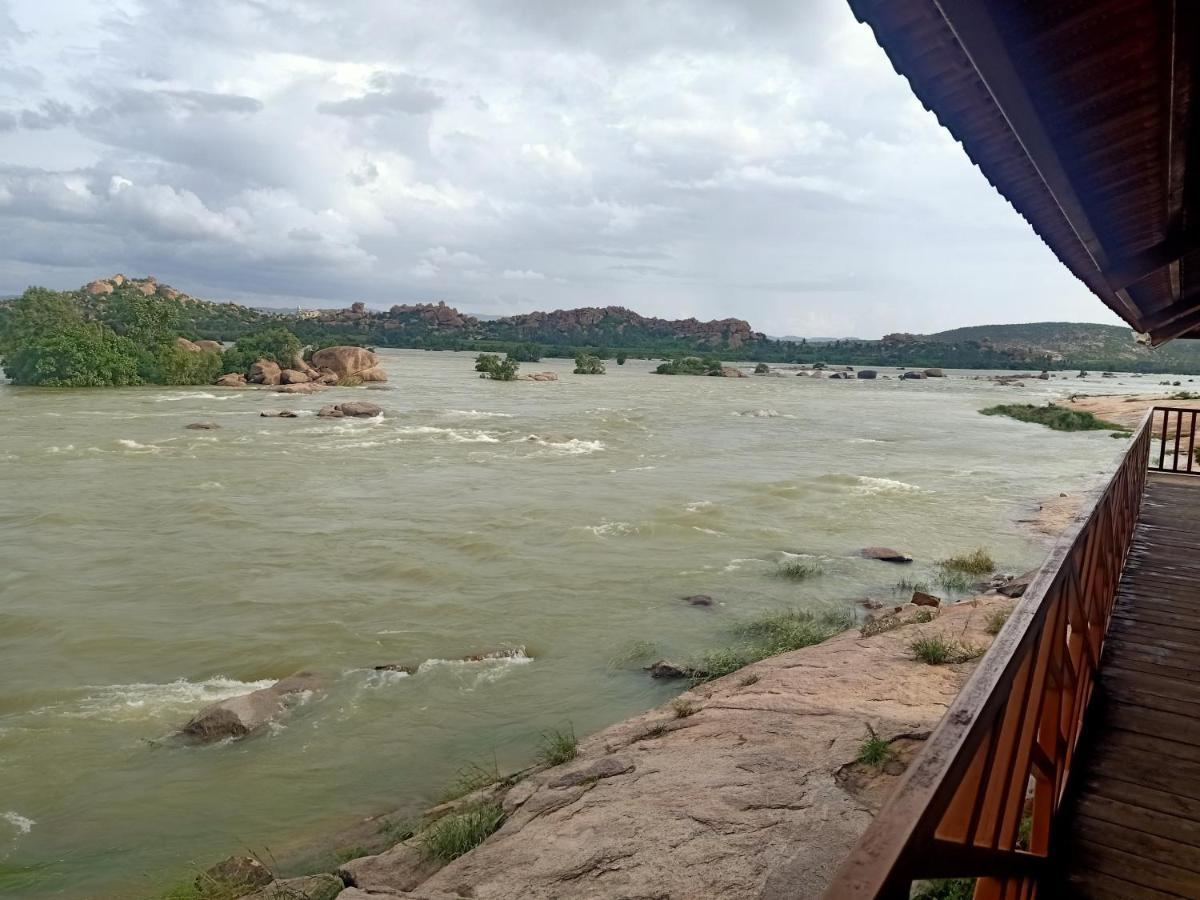 Leo Wodden Resort Hampi Dış mekan fotoğraf