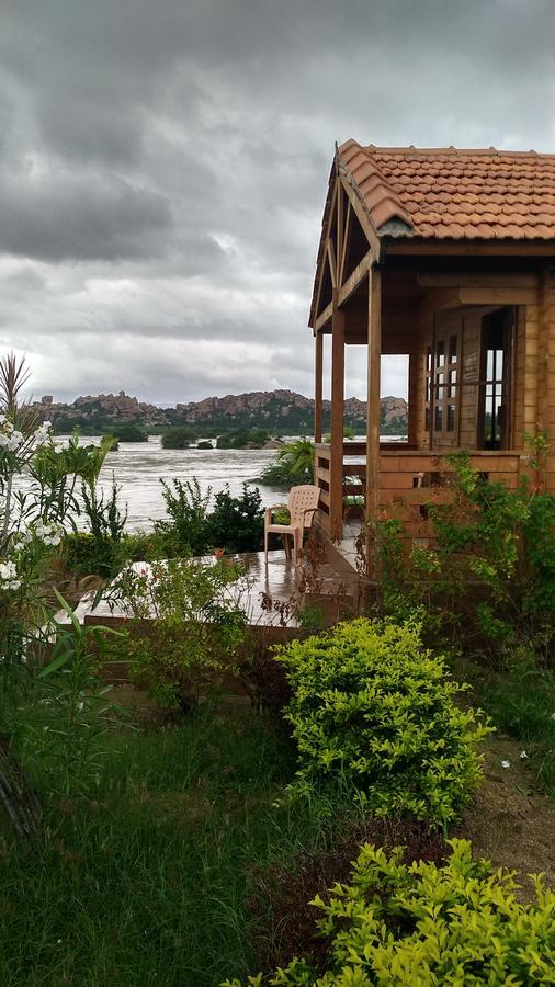 Leo Wodden Resort Hampi Dış mekan fotoğraf